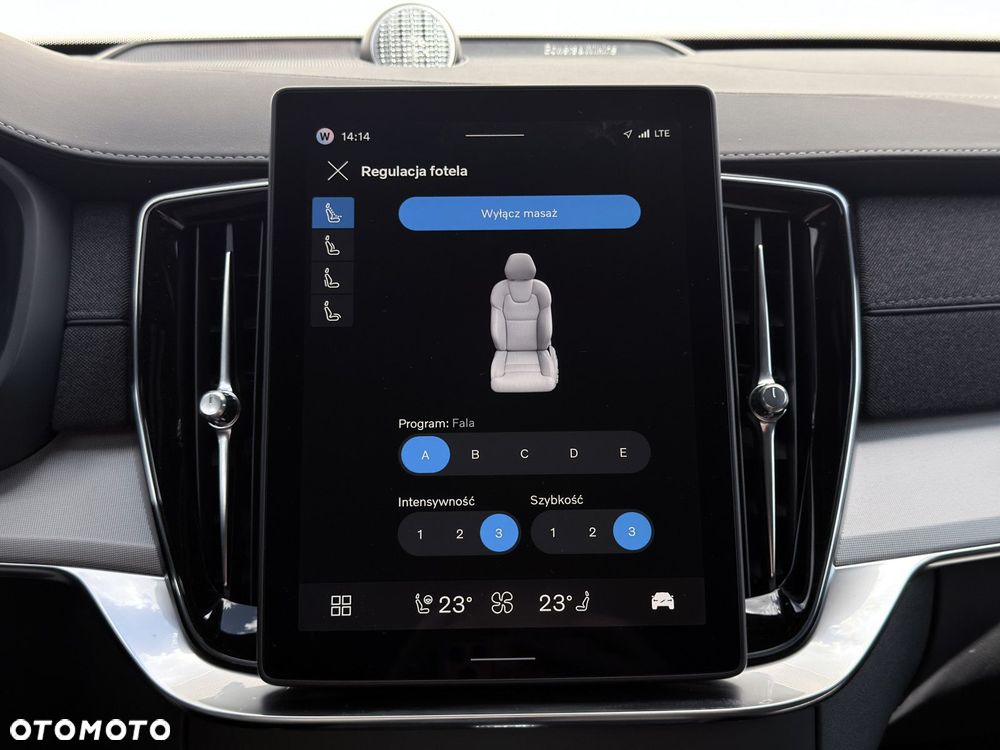 Volvo XC 90 - 32