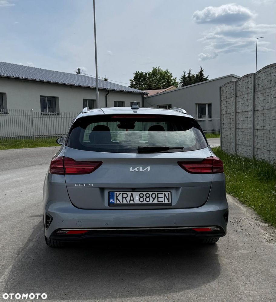 Kia Ceed 1.5 T-GDI M - 5