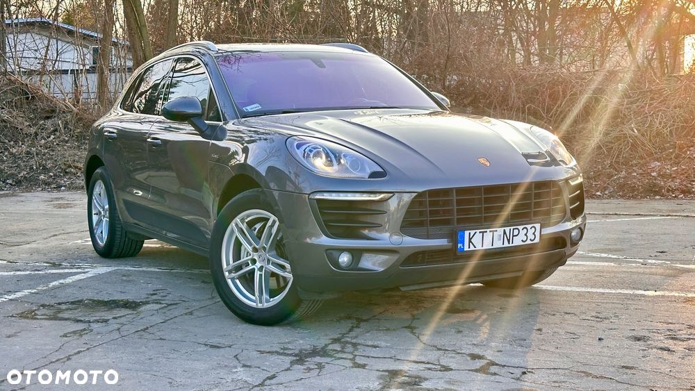 Porsche Macan - 1