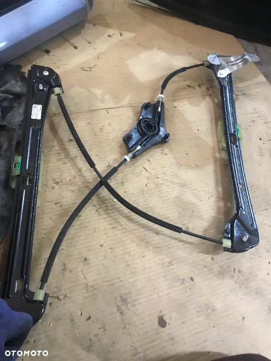 Mechanizm podnośnik szyby prawy przód VW GOLF VII 5G4837462H - 2