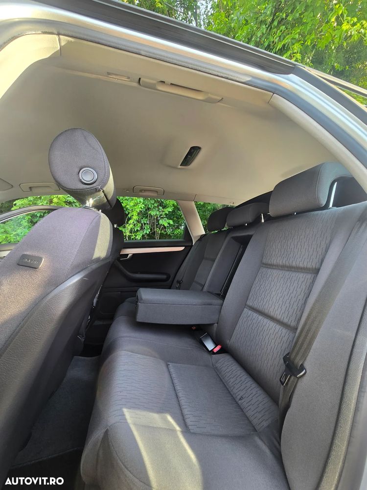 Audi A4 Limuzina - 8