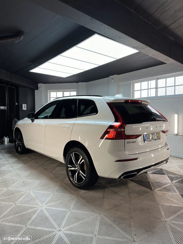 Volvo XC 60 2.0 T8 PHEV R-Design AWD - 3