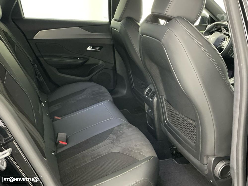 Peugeot 308 1.2 PureTech GT EAT8 - 23