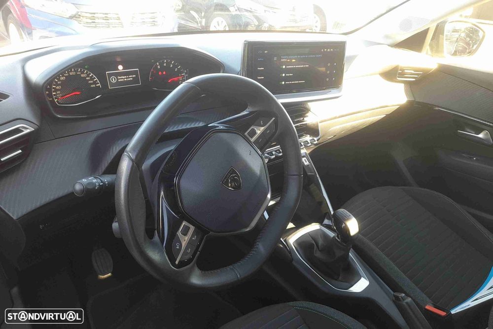 Peugeot 208 1.2 PureTech Active - 7