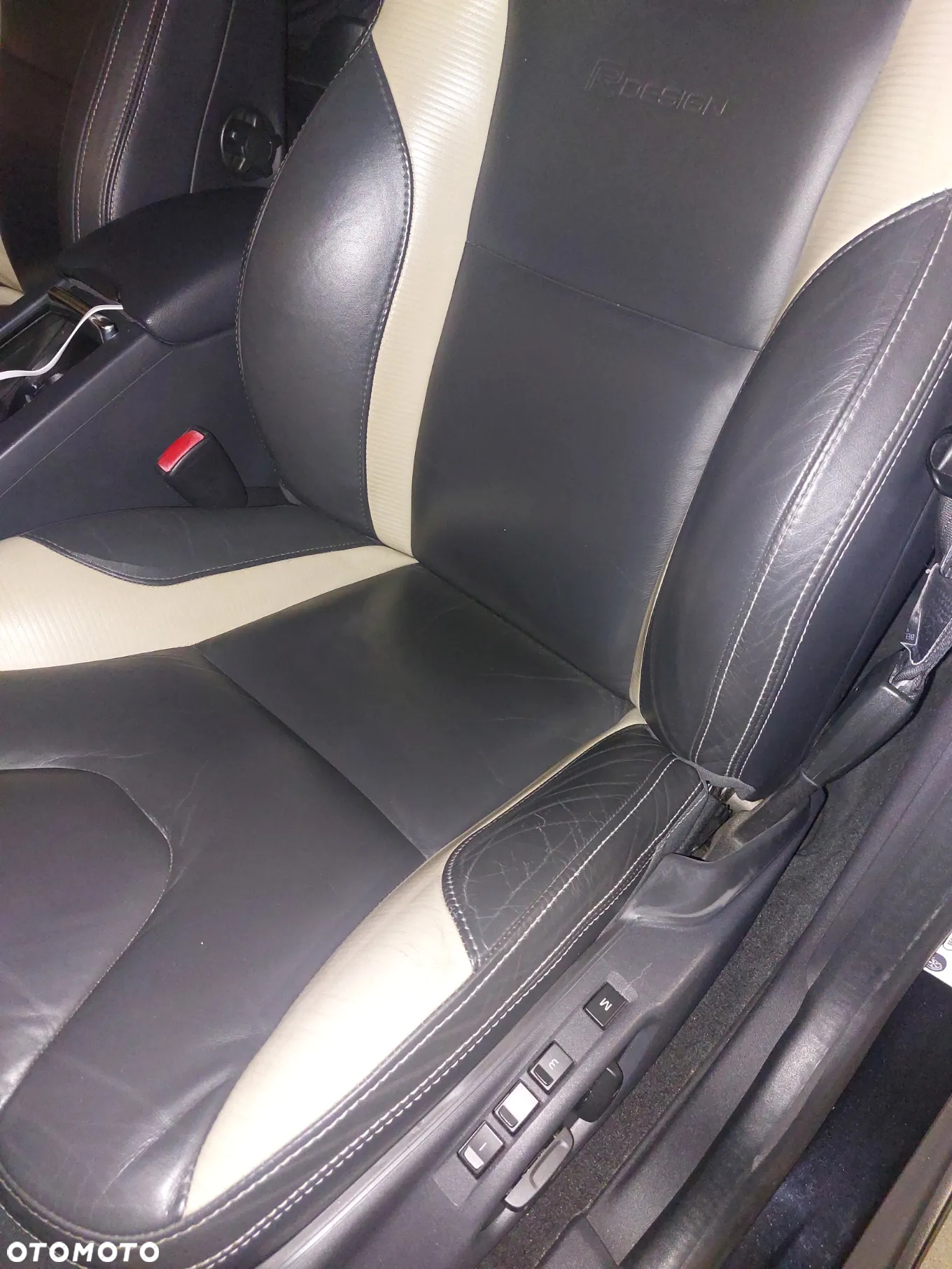 Volvo XC 60 T6 AWD R-Design - 10