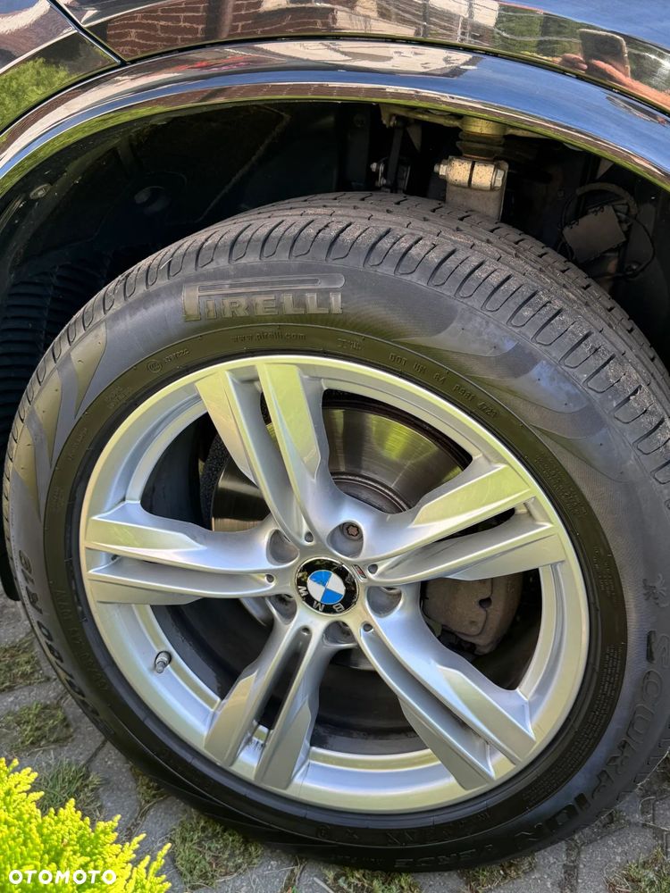 BMW X5 xDrive25d - 27