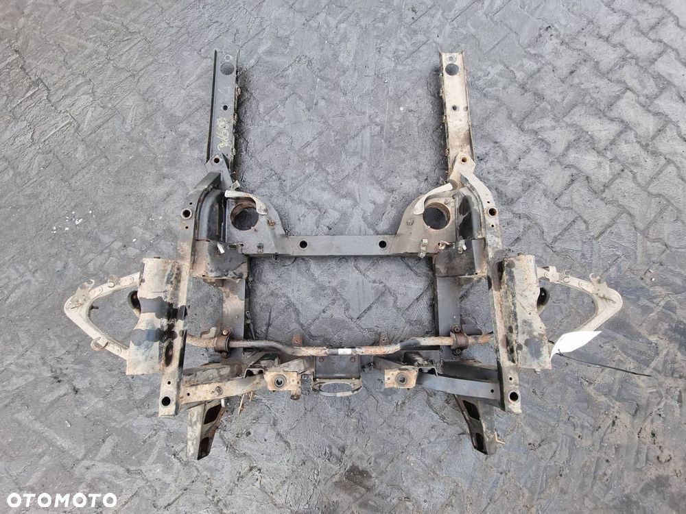 SANKI PRZEDNIE MASERATI GRANTURISMO S - 1