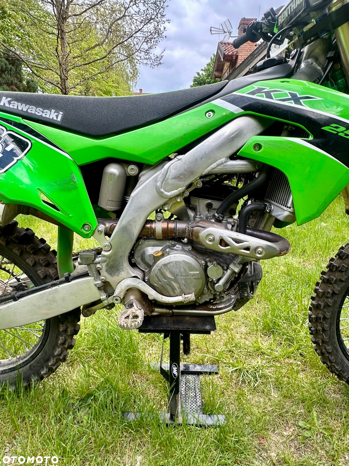 Kawasaki KX - 8