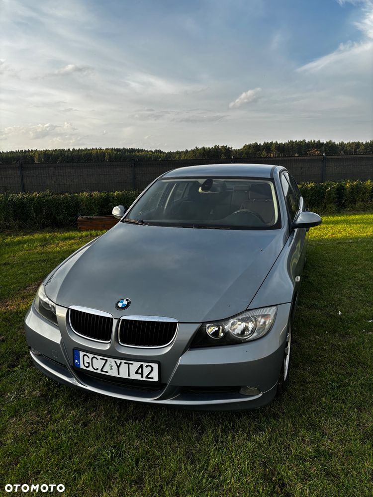 BMW Seria 3 320i - 2
