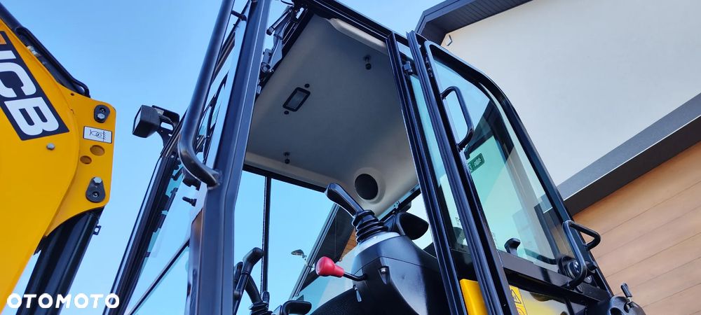 JCB JCB 16 C-1 mini koparka 3 łyżki szybkozłącze 19c1 sprowadzona 8018 serwisowana - 15