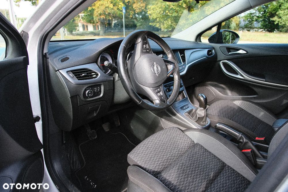 Opel Astra 2021 photo 5