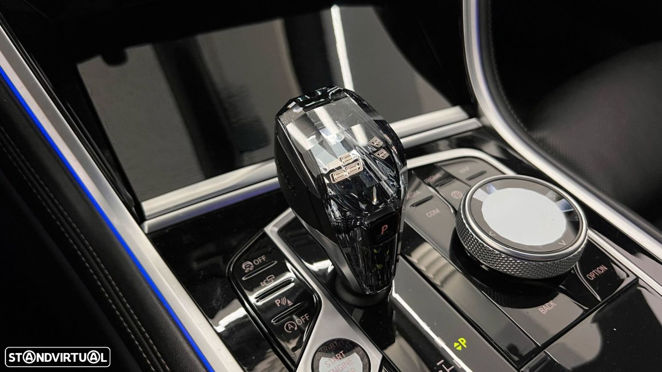 BMW 840 Gran Coupé d xDrive Pack M - 20