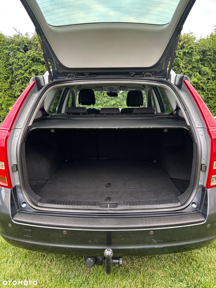 Kia Ceed 1.4 CVVT Dream-Team Edition - 24