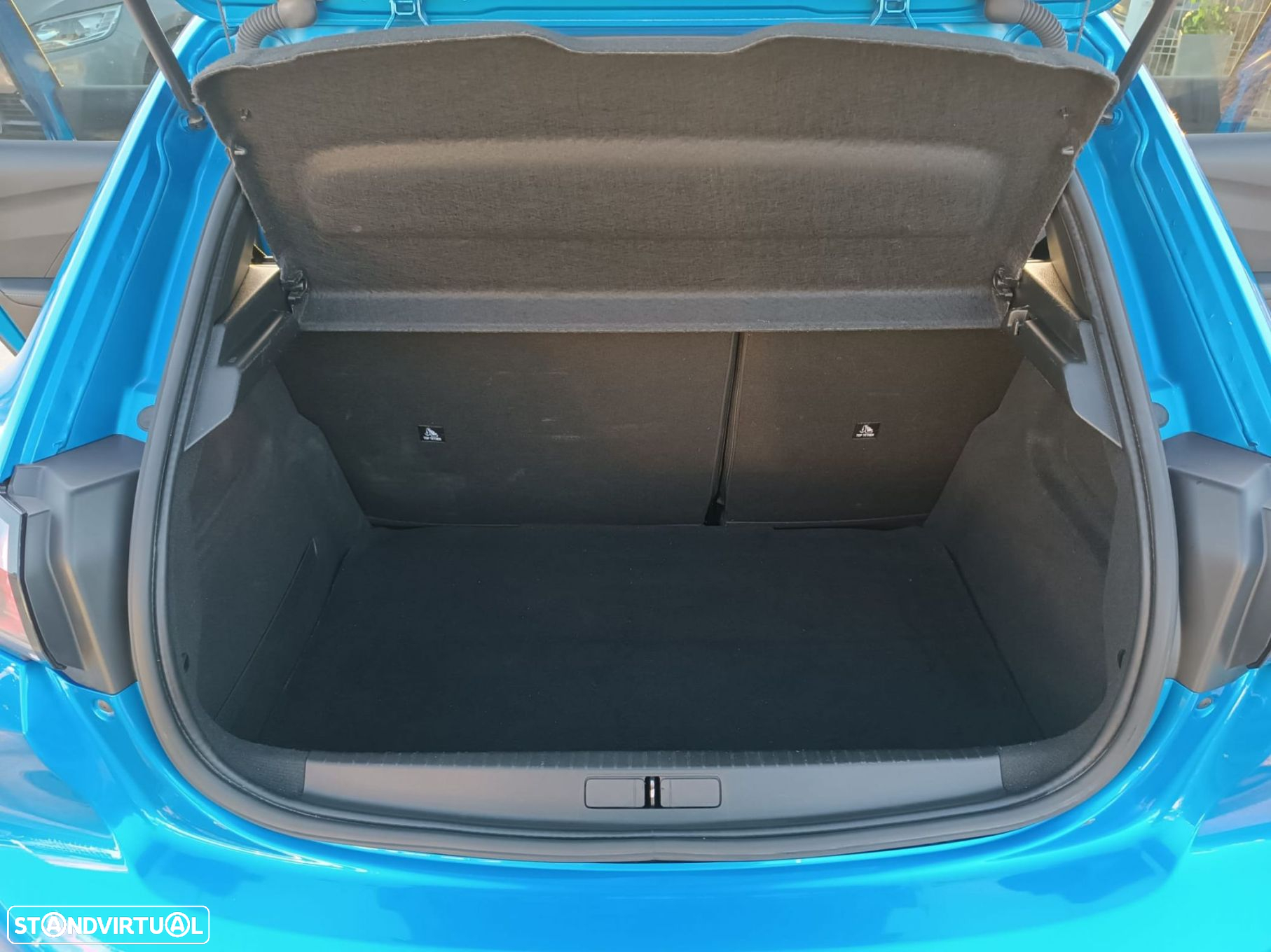 Peugeot 208 1.5 BlueHDi Allure - 31