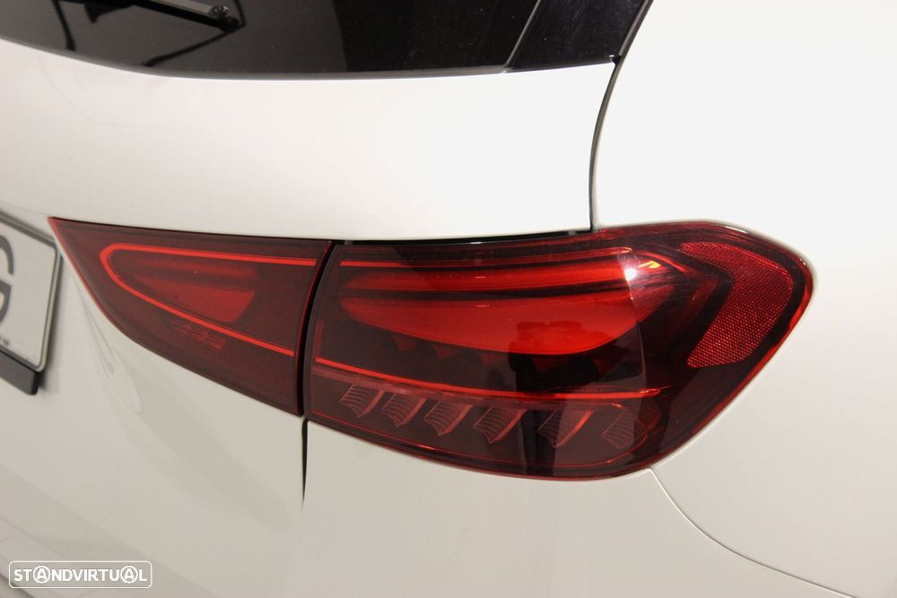 Mercedes-Benz GLA 180 d AMG Line - 9