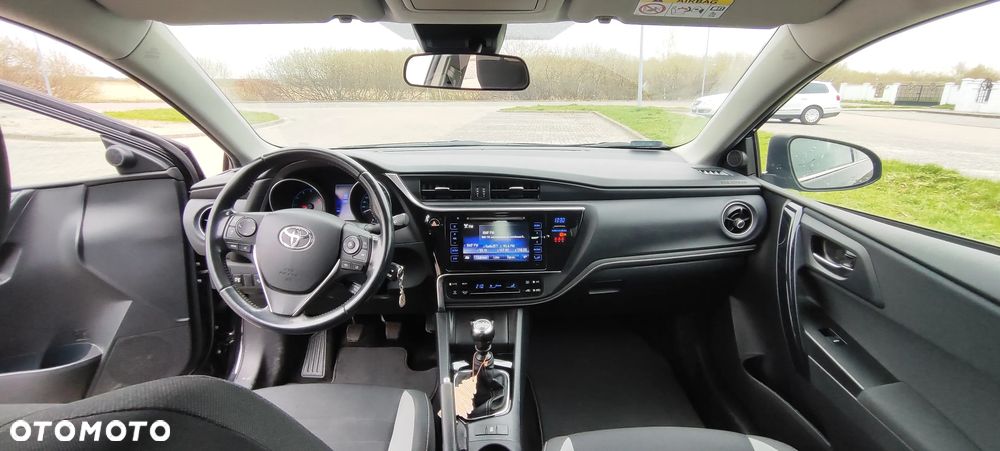 Toyota Auris 1.6 Classic Plus - 8