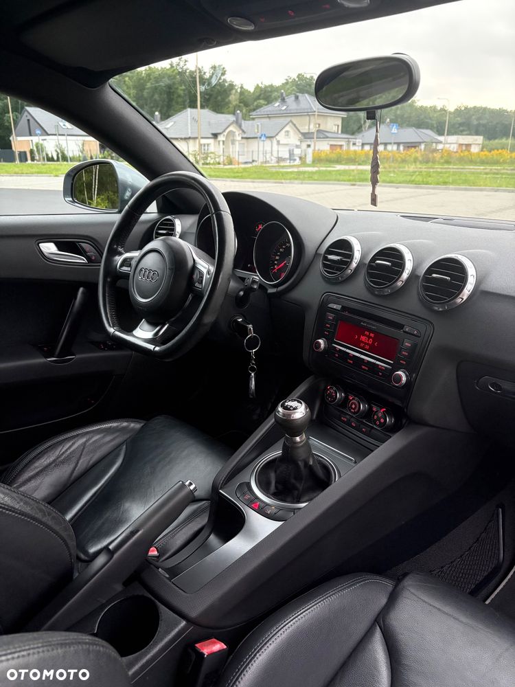 Audi TT Coupé - 12
