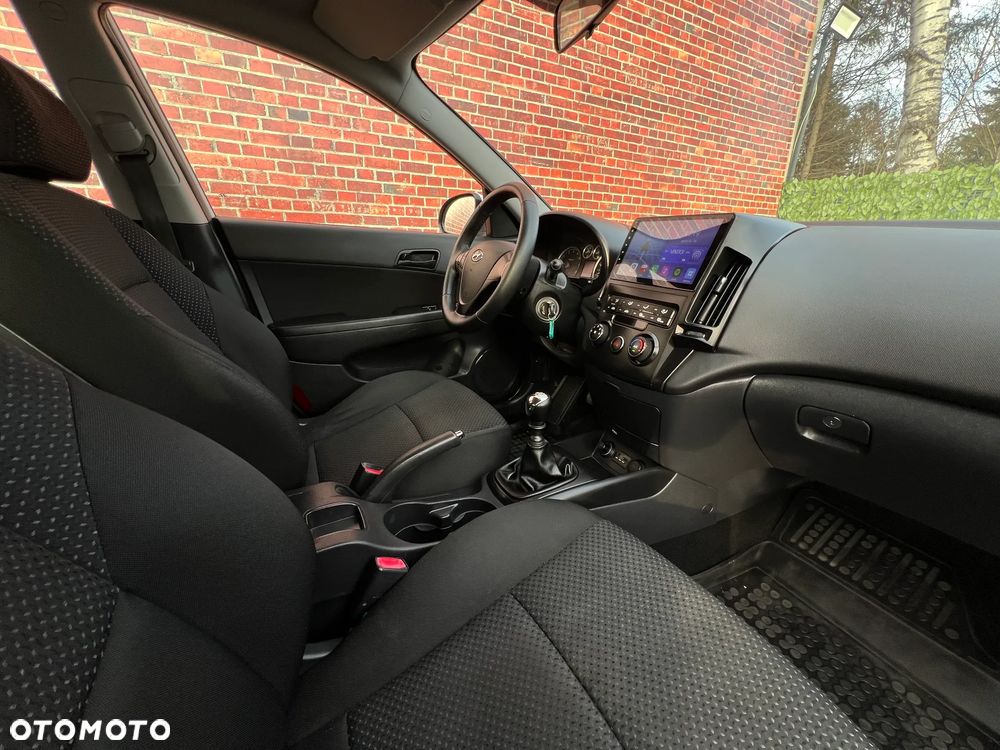 Hyundai i30 1.4 Comfort - 8