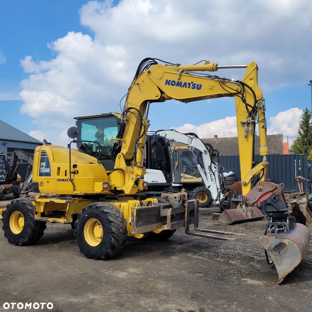 Komatsu PW118MR - 2
