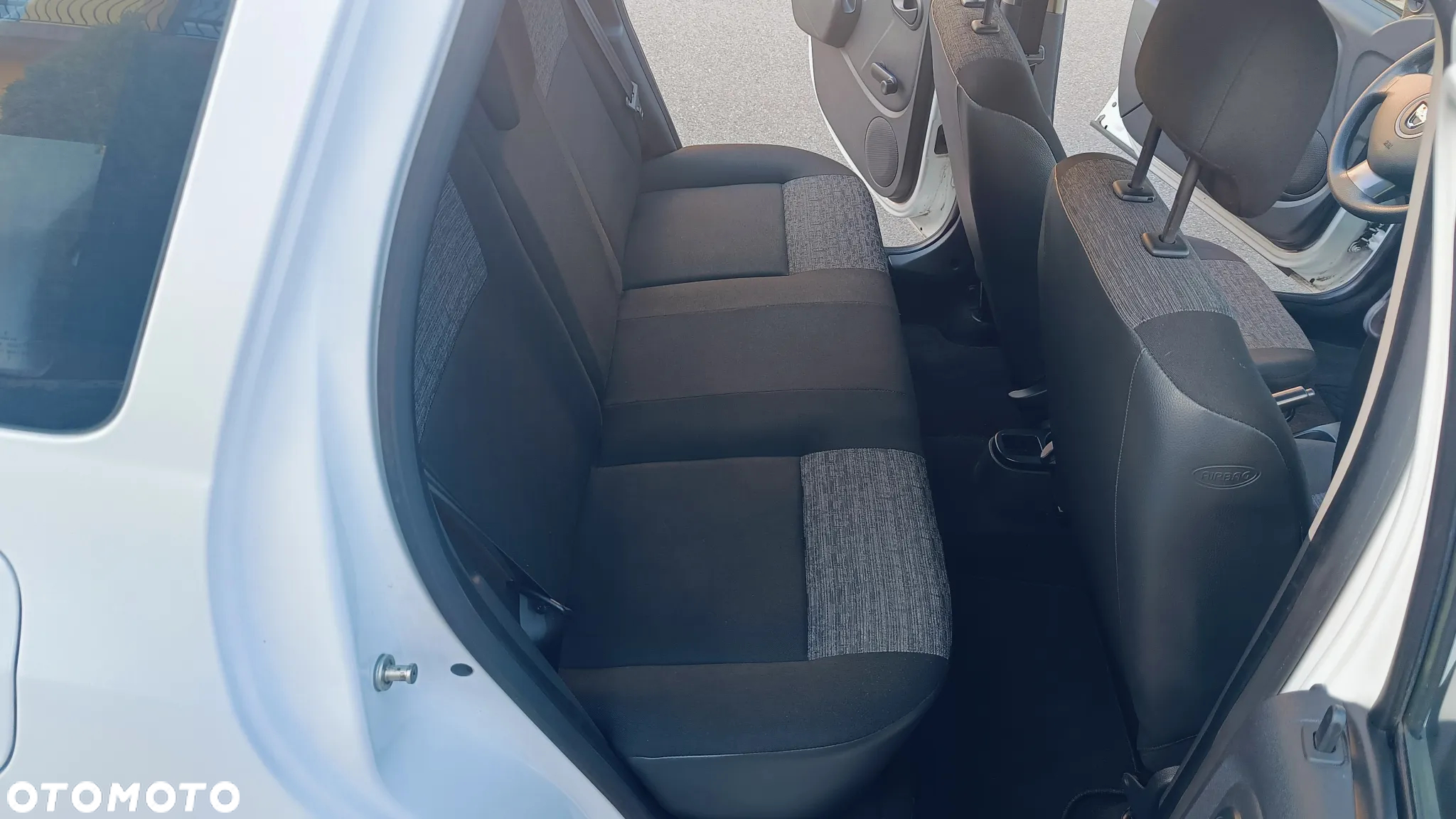 Dacia Duster 1.6 16V 4x2 Ambiance - 16