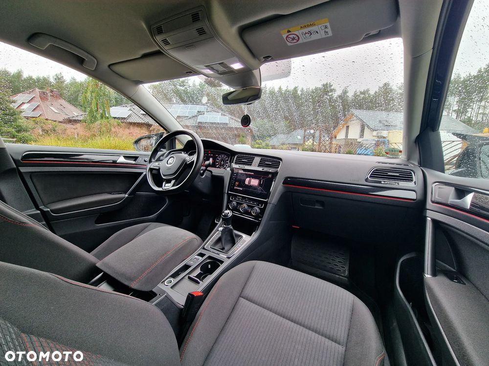Volkswagen Golf 1.5 TSI ACT Sound - 4