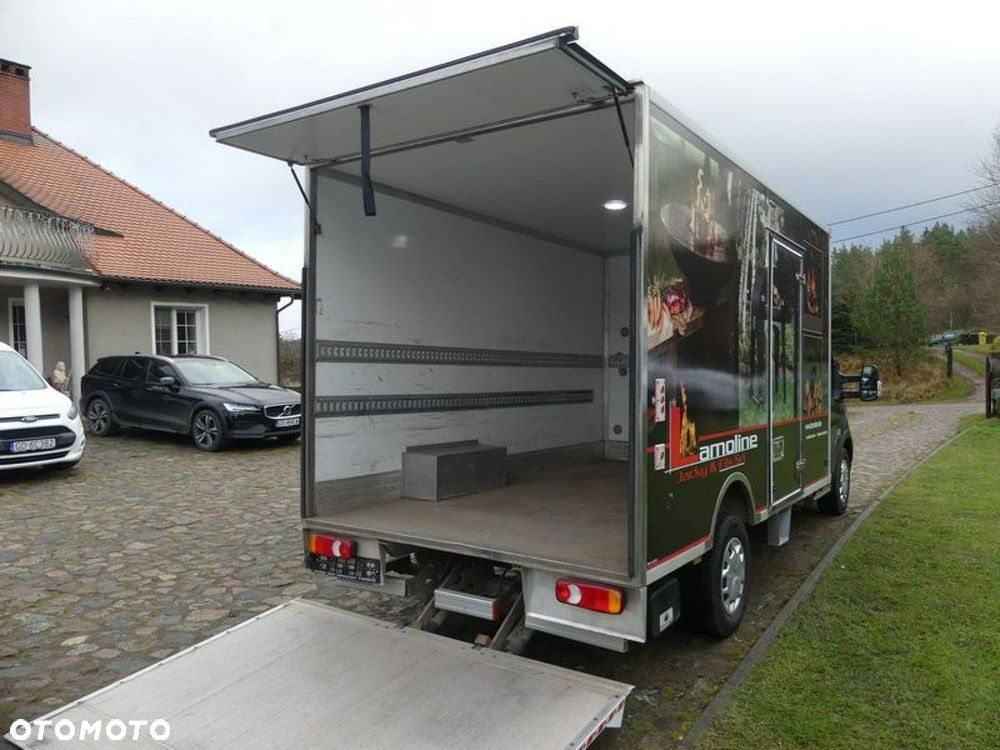 Ford Transit - 13