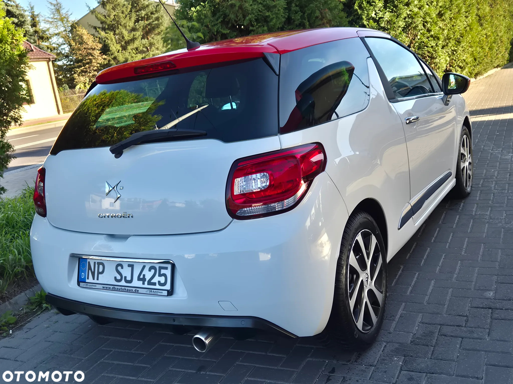 Citroën DS3 1.6 HDi SoChic - 11
