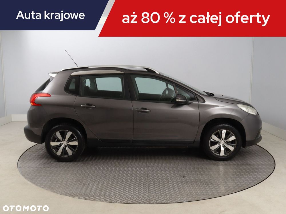 Peugeot 2008 - 8