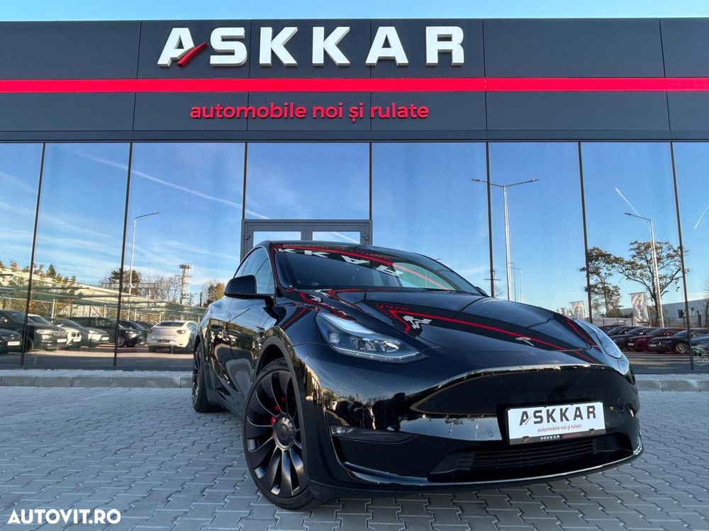 Tesla Model Y Performance Dual Motor AWD - 5