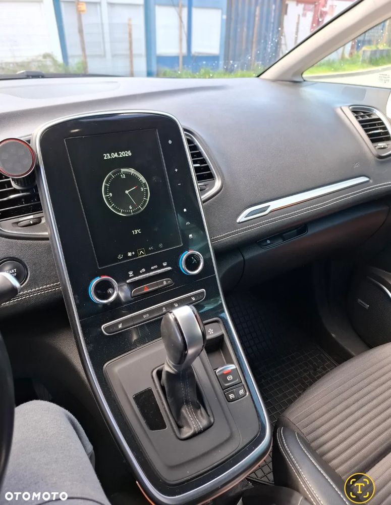 Renault Scenic - 11