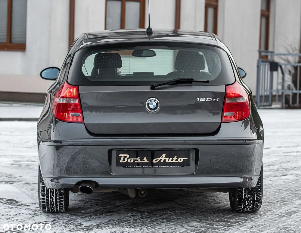 BMW Seria 1 120d DPF Edition Sport - 11