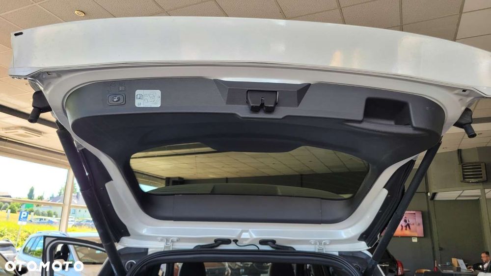 Ford Kuga - 22