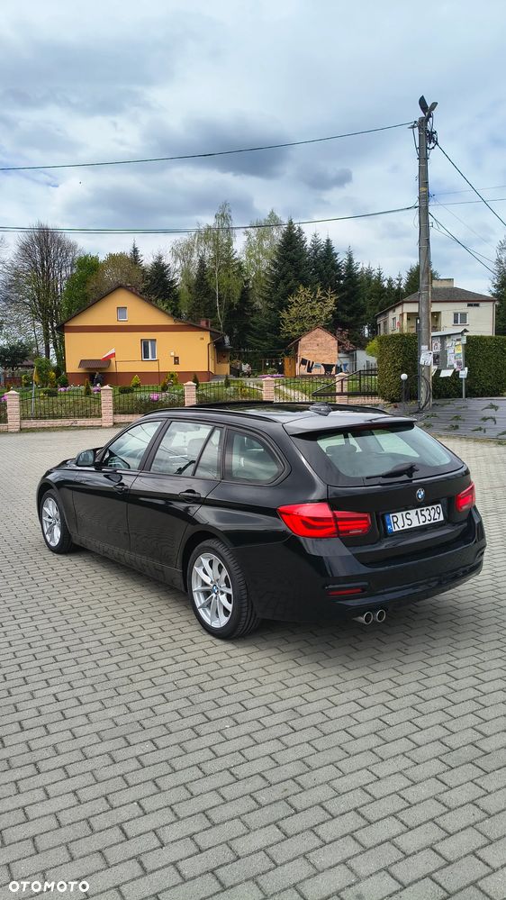 BMW Seria 3 320d xDrive Advantage - 5