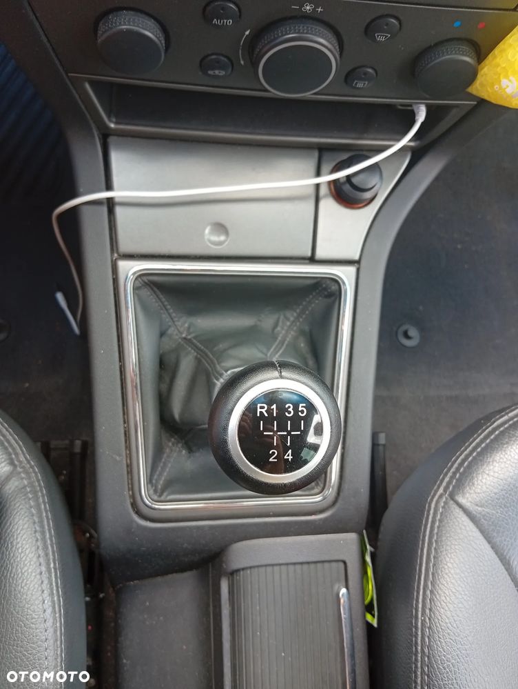 Opel Vectra 1.8 Cosmo - 37