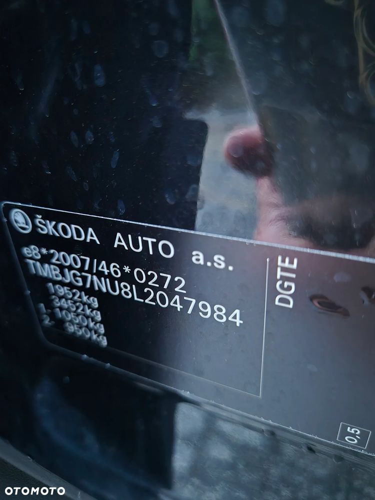 Skoda Karoq 1.6 TDI SCR DSG Style - 37