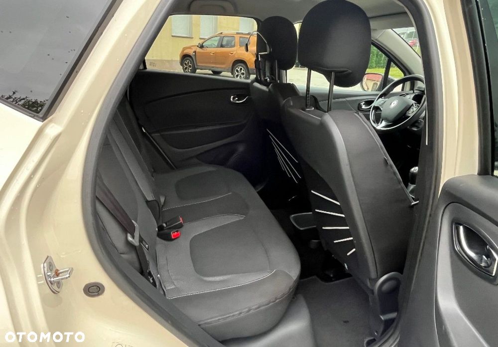 Renault Captur - 16