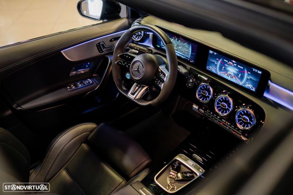 Mercedes-Benz A 45 AMG S 4Matic+ Speedshift DCT 8G - 2