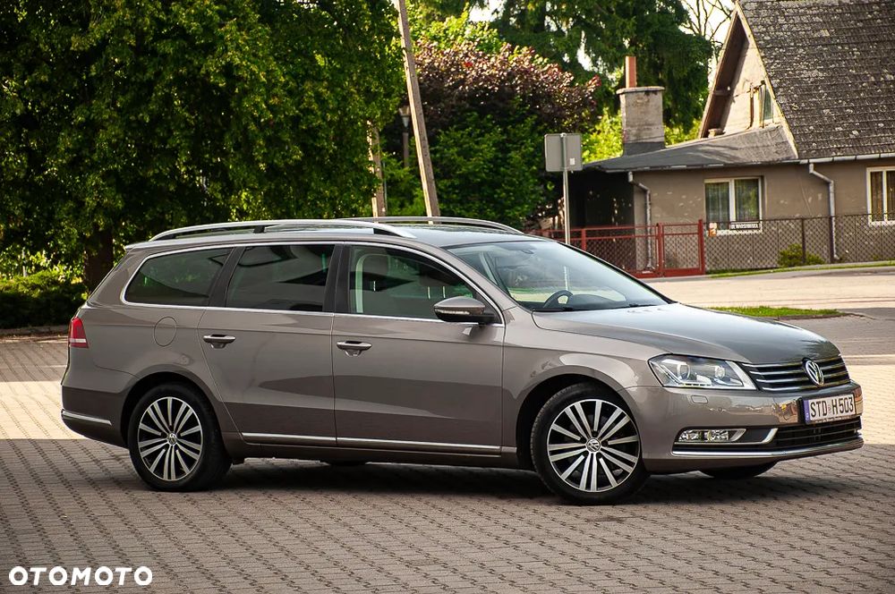 Volkswagen Passat 1.8 TSI Exclusive - 11