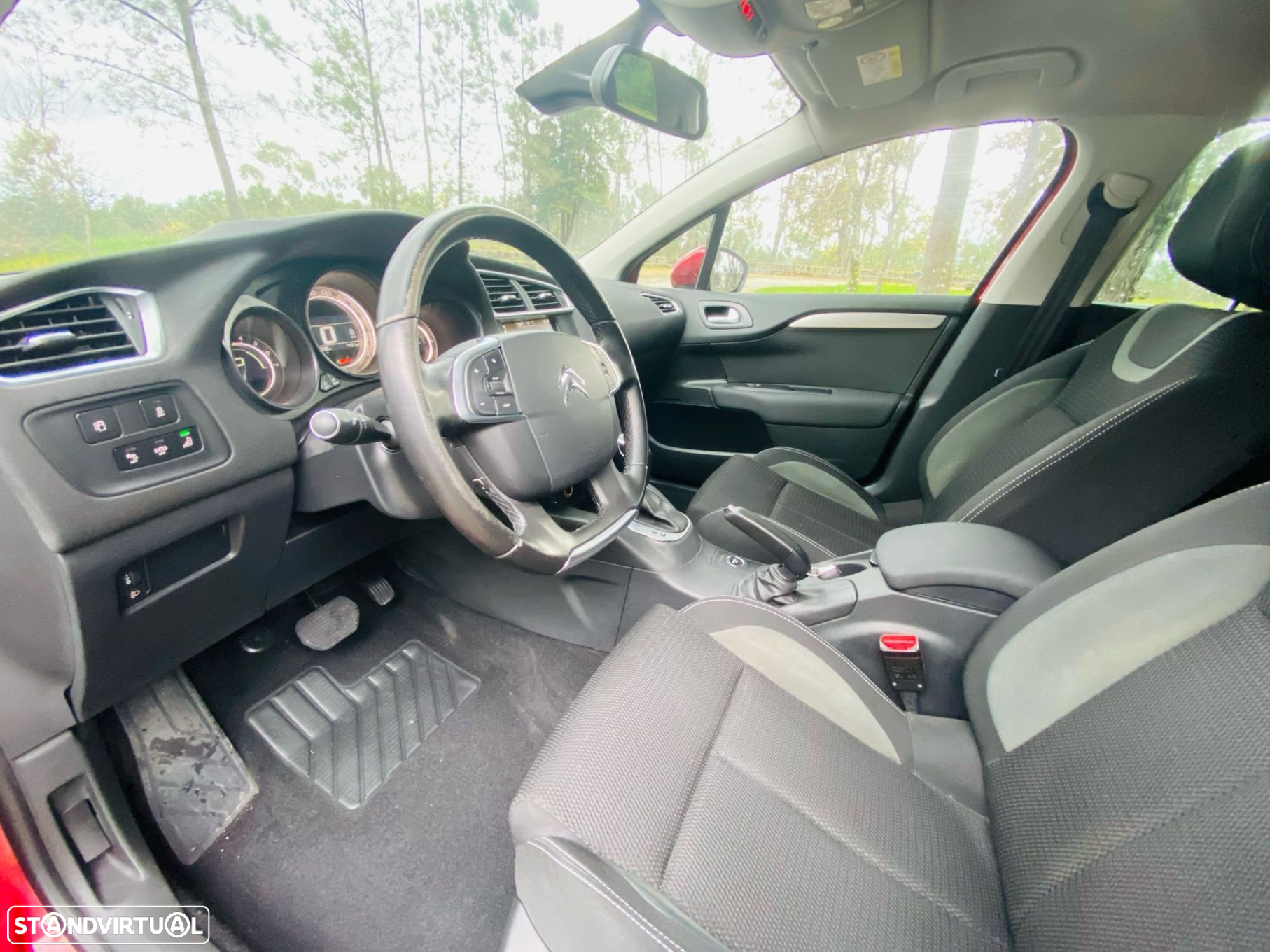 Citroën C4 1.6 BlueHDi Feel EAT6 - 19