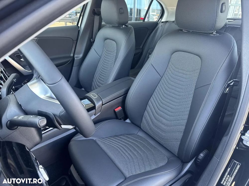 Mercedes-Benz A - 12