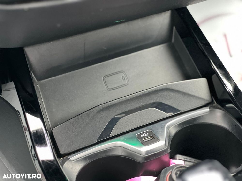 BMW Seria 2 218i AT - 15