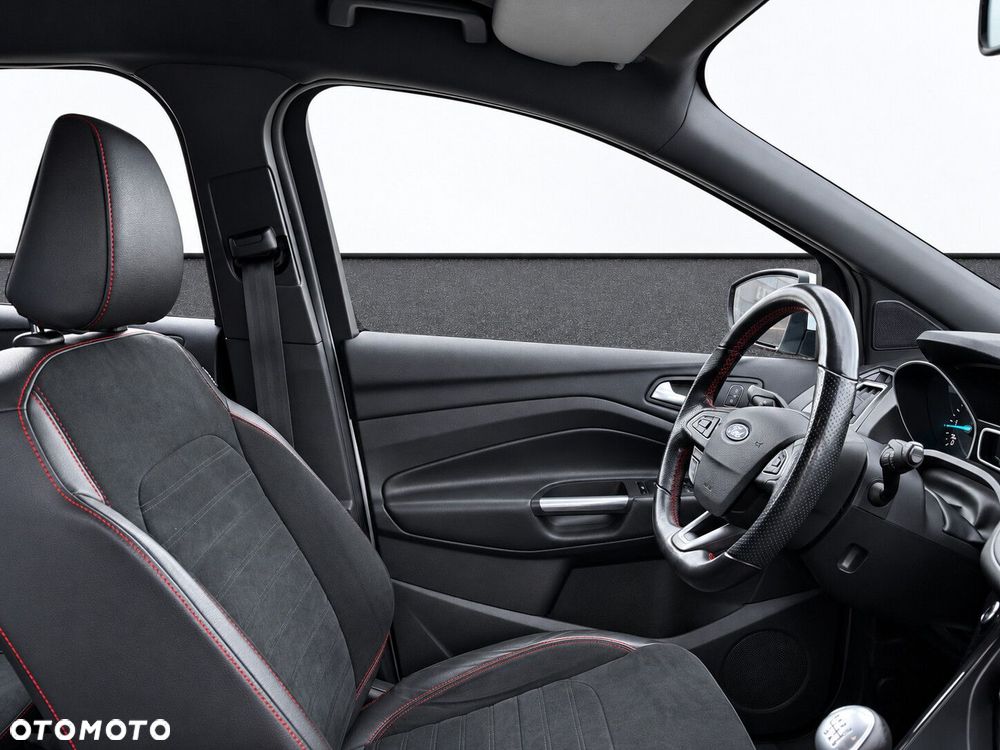 Ford Kuga 2.0 TDCi FWD ST-Line - 18