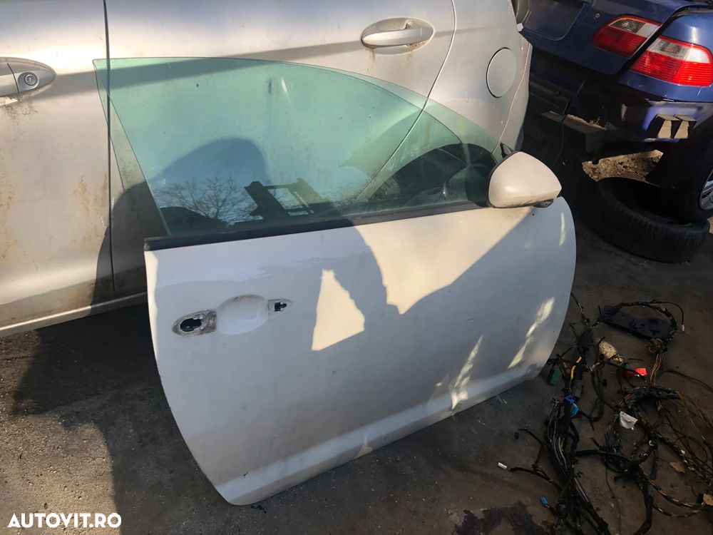 Usa stanga/Usa dreapta fata Alfa Romeo alb 2011 - 7