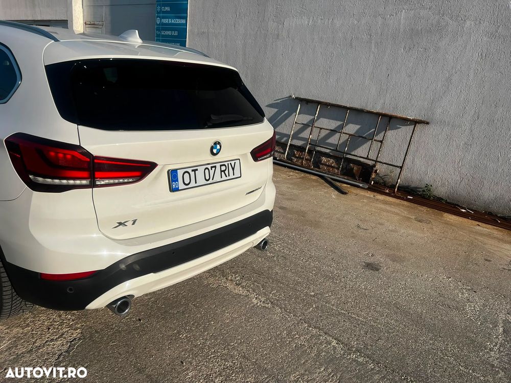 BMW X1 xDrive20d AT - 11