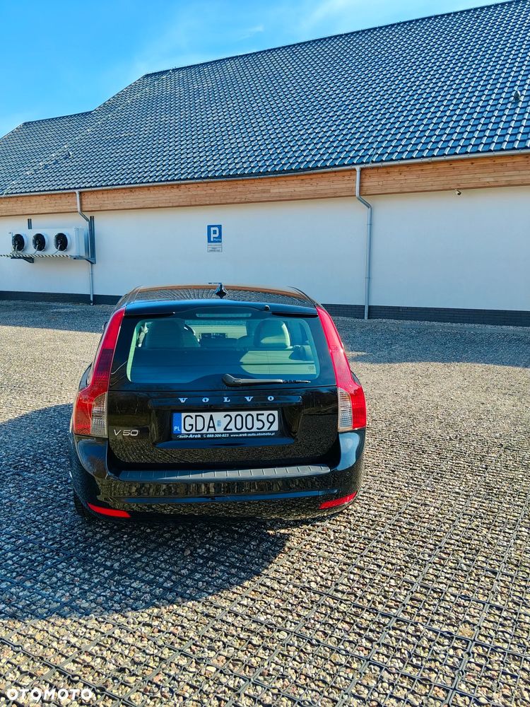 Volvo V50 1.8 Momentum - 8
