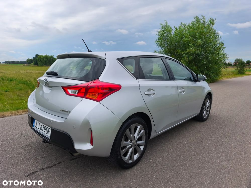 Toyota Auris 1.6 Executive - 6