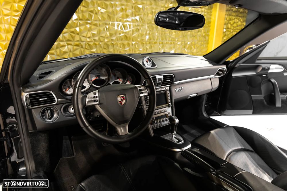 Porsche 911 (997) Turbo Tiptronic - 35
