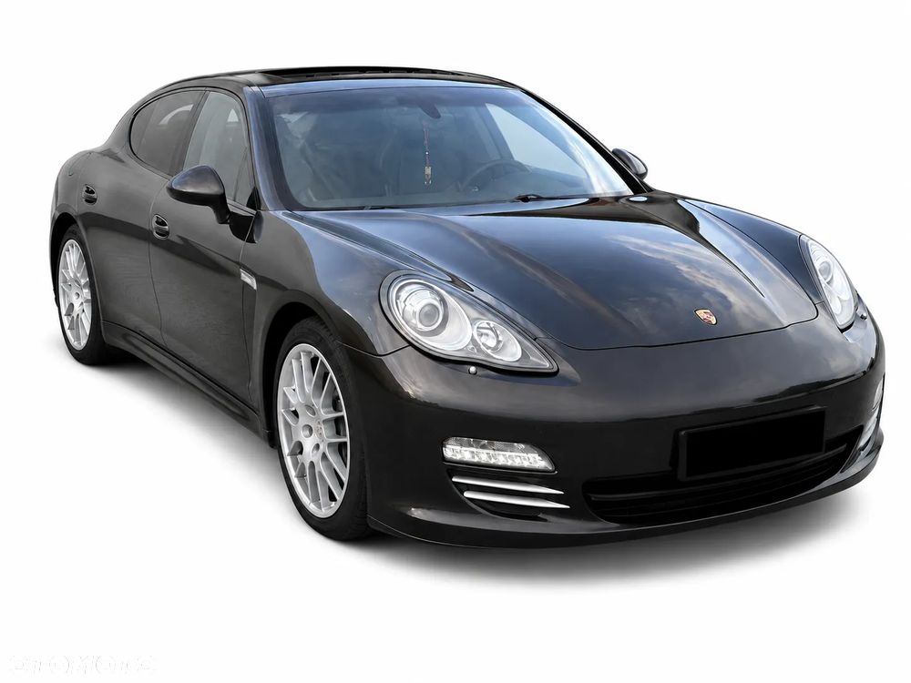 Porsche Panamera 4 - 1