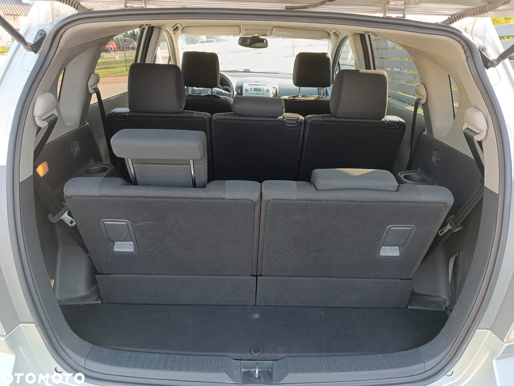 Toyota Corolla Verso 1.8 Sol 7os - 16