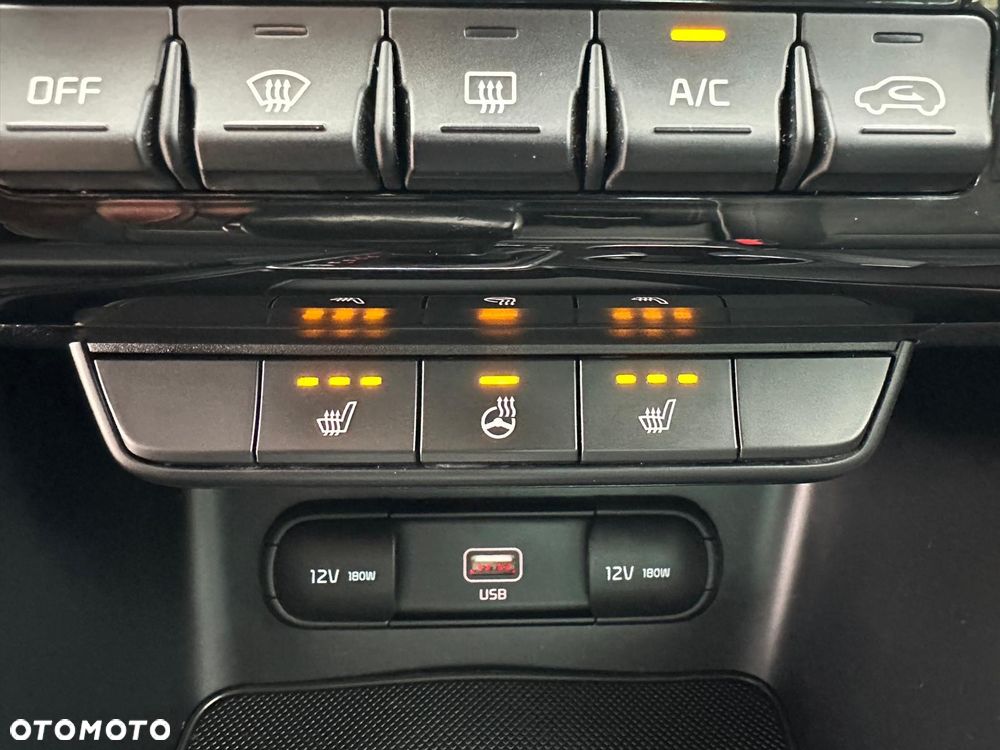 Kia Sportage 1.6 CRDI L Business Line Plus 2WD DCT - 24